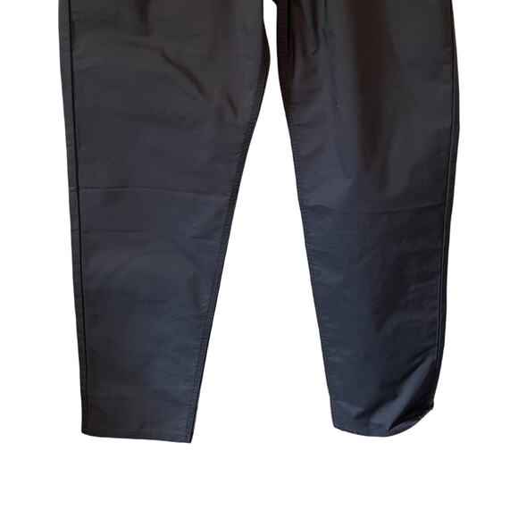 Levis Womens Casual Pants Size 33 Black Twill Pockets High Rise Mom Straight NWT - Picture 4 of 8